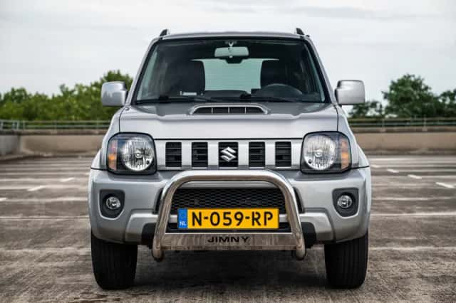 Suzuki Jimny (2016) thumbnail 6