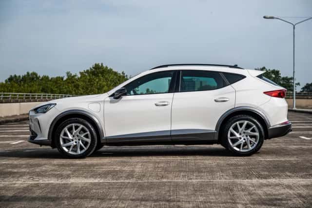 CUPRA Formentor (2022) thumbnail 4