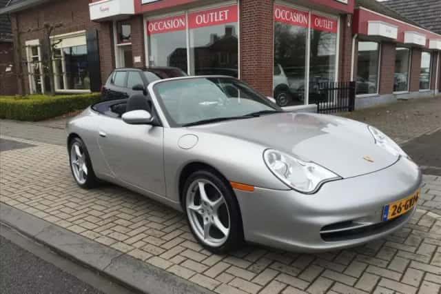 Porsche 911 (2002) thumbnail 1