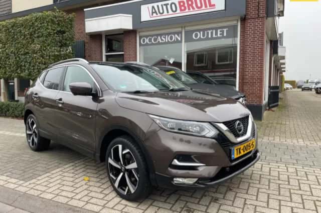 Nissan Qashqai (2018) thumbnail 1