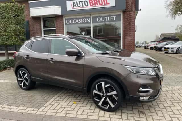 Nissan Qashqai (2018) thumbnail 2