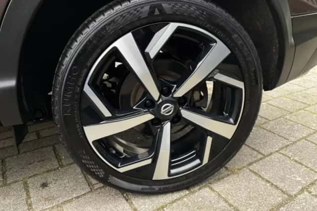 Nissan Qashqai (2018) thumbnail 6