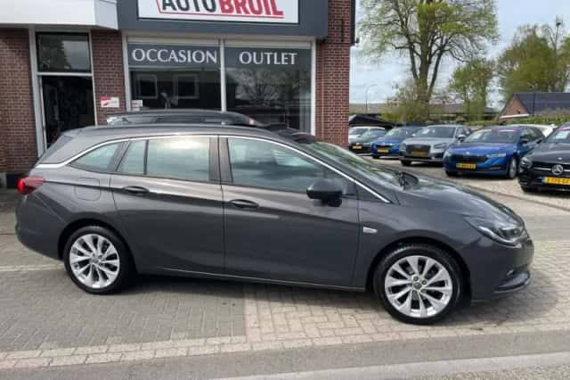 Opel Astra (2016) thumbnail 5