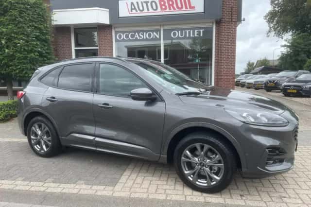 Ford Kuga (2024) thumbnail 3