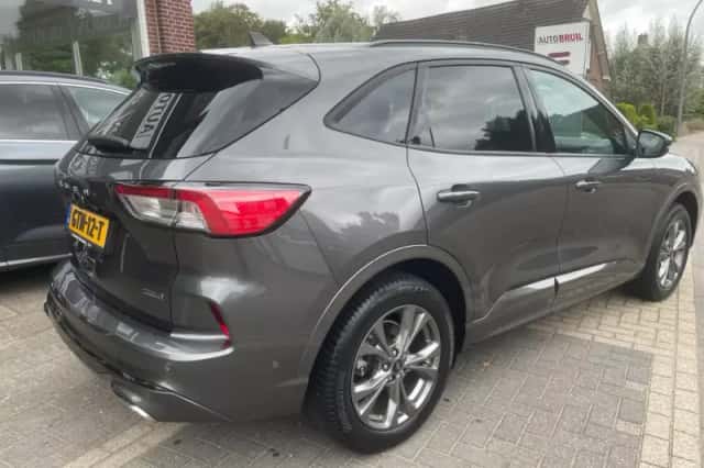 Ford Kuga (2024) thumbnail 5