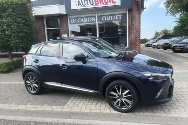 Mazda CX-3 (2016) thumbnail 3