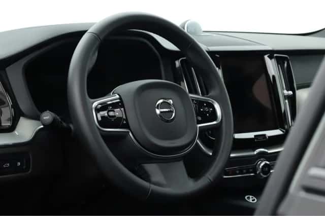 Volvo XC60 (2025) thumbnail 5