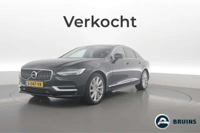 Volvo S90 (2018) thumbnail 1