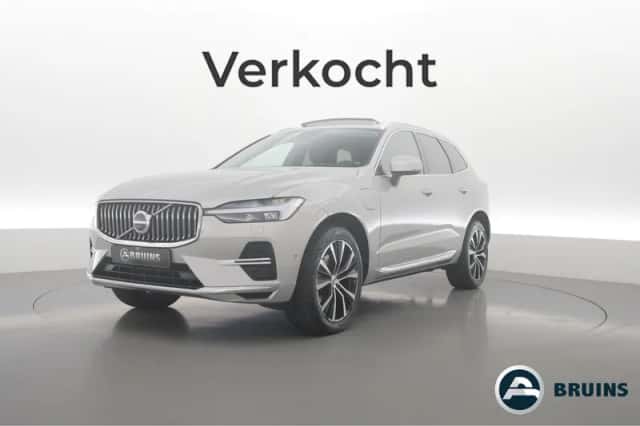 Volvo XC60 (2023) thumbnail 1