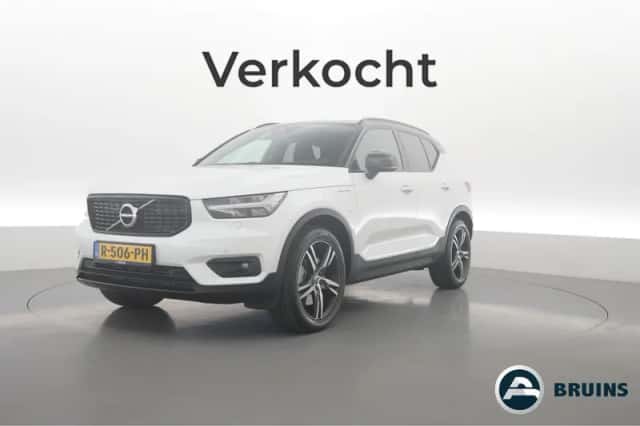 Volvo XC40 (2021) thumbnail 1
