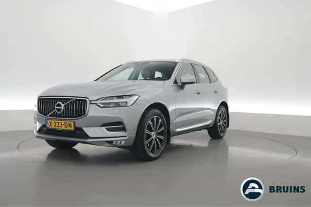 Volvo XC60 (2017) thumbnail 1