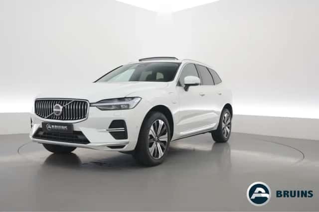 Volvo XC60 (2025) thumbnail 1
