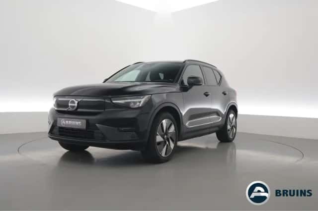 Volvo XC40 (2023) thumbnail 1