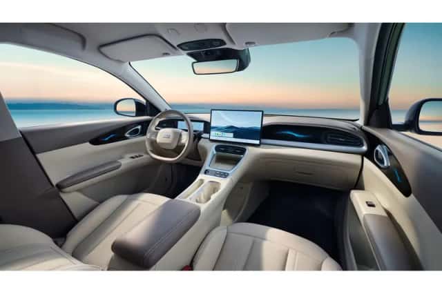 Geely E2 (2026) thumbnail 5