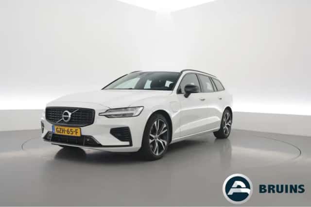 Volvo V60 (2021) thumbnail 1