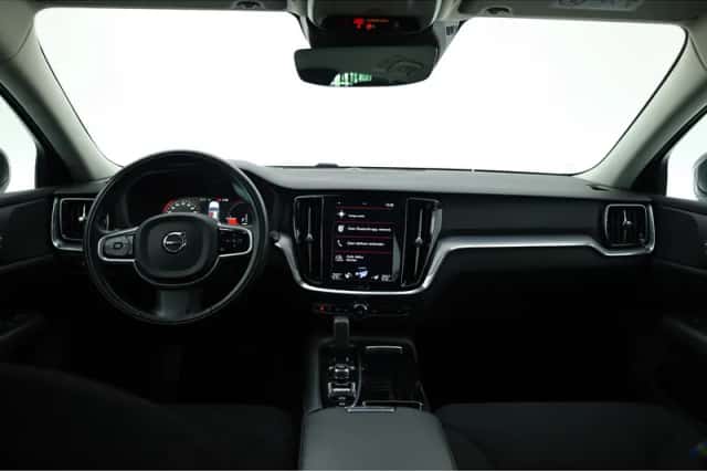 Volvo V60 (2021) thumbnail 6