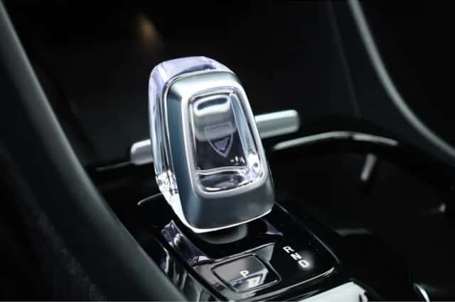 Volvo XC40 (2023) thumbnail 6