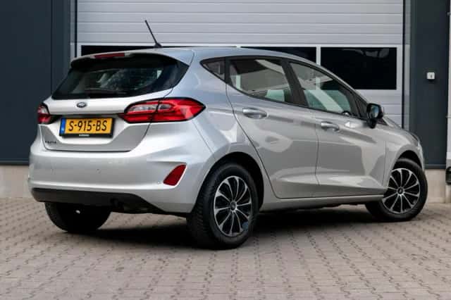 Ford Fiesta (2023) thumbnail 2