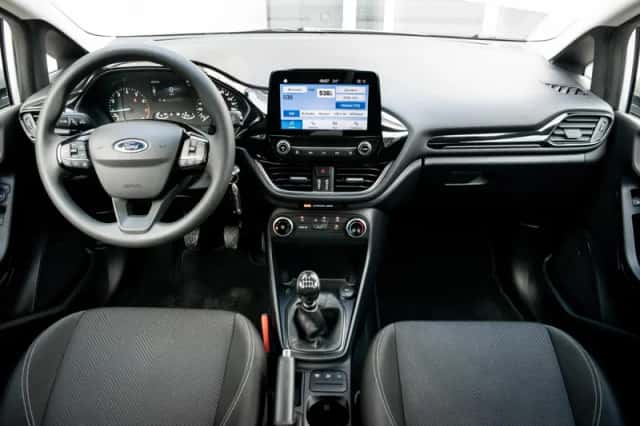 Ford Fiesta (2023) thumbnail 3