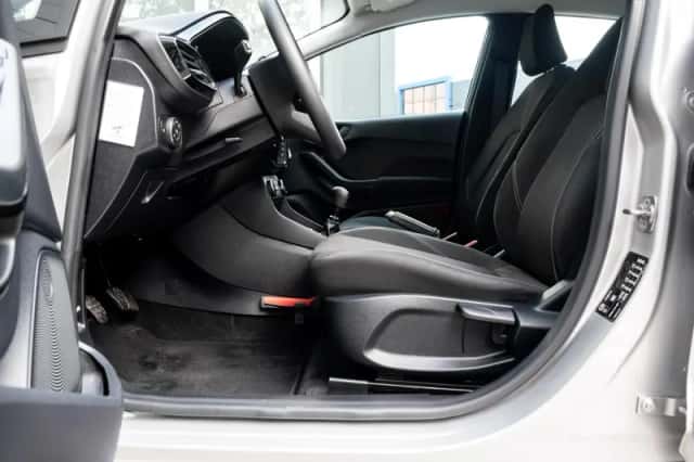 Ford Fiesta (2023) thumbnail 5