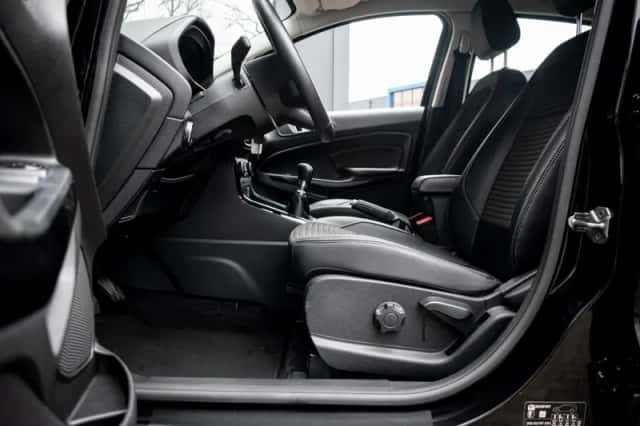 Ford EcoSport (2021) thumbnail 5