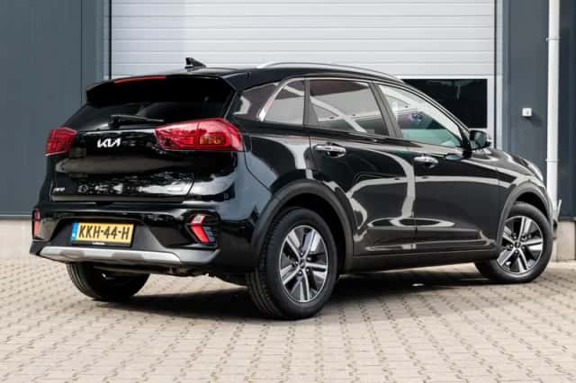 Kia Niro (2022) thumbnail 2