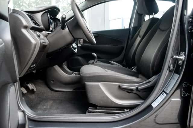 Opel Karl (2018) thumbnail 5