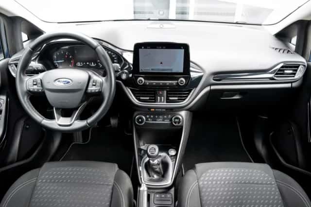 Ford Fiesta (2019) thumbnail 3
