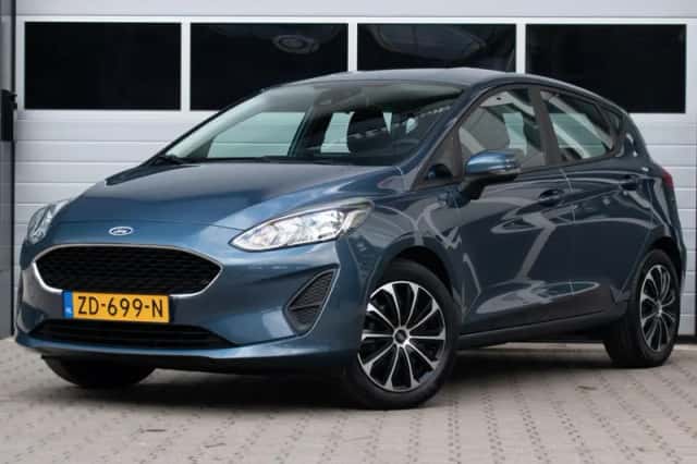Ford Fiesta (2019) thumbnail 2