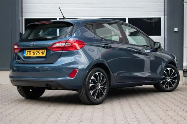 Ford Fiesta (2019) thumbnail 3