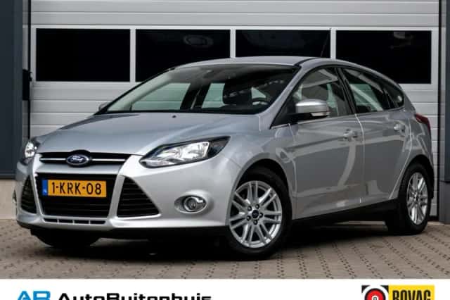 Ford Focus (2013) thumbnail 1
