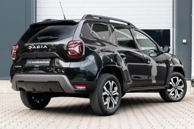Dacia Duster (2023) thumbnail 2