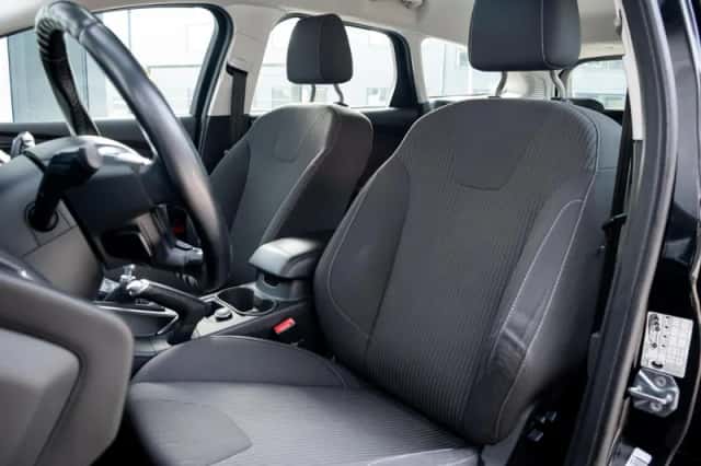 Ford Focus (2013) thumbnail 5