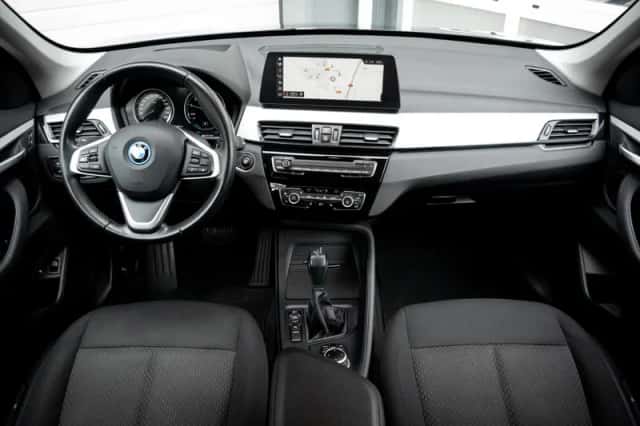 BMW X1 (2022) thumbnail 3