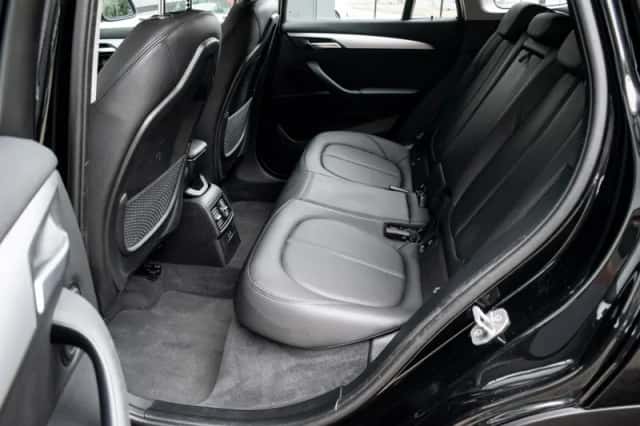 BMW X1 (2022) thumbnail 6