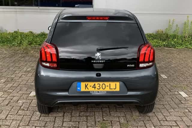 Peugeot 108 (2021) thumbnail 4