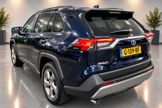 Toyota RAV4 (2019) thumbnail 5