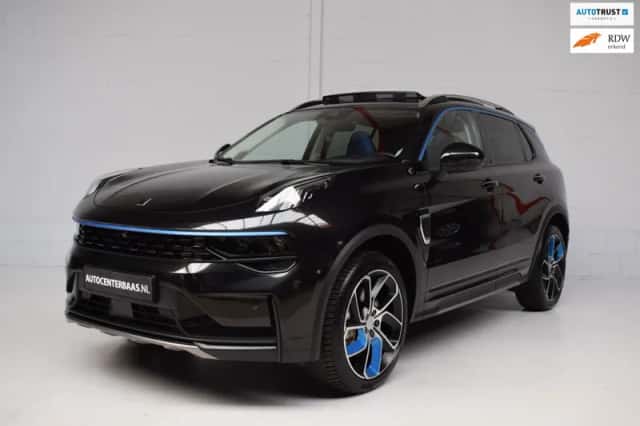Lynk & Co 01 (2023) thumbnail 1