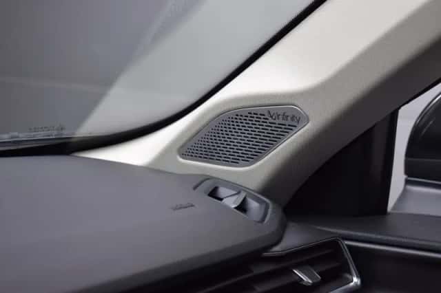 Lynk & Co 01 (2023) thumbnail 5