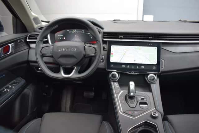 Lynk & Co 01 (2023) thumbnail 4