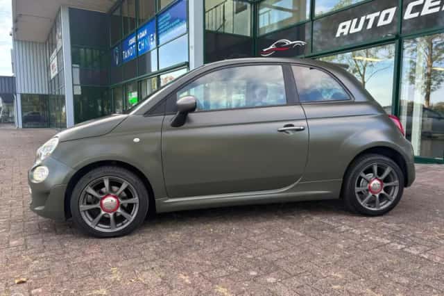 Fiat 500 (2018) thumbnail 2
