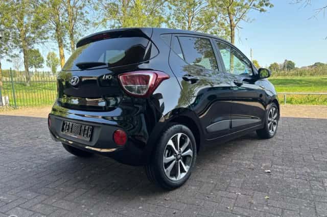 Hyundai i10 (2017) thumbnail 5