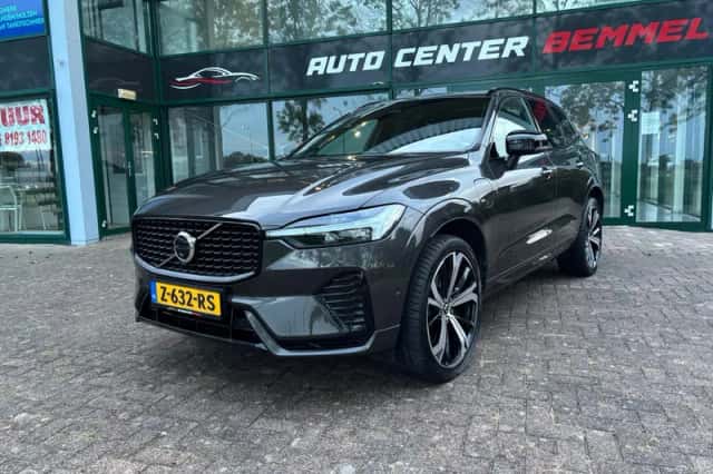 Volvo XC60 (2022) thumbnail 1