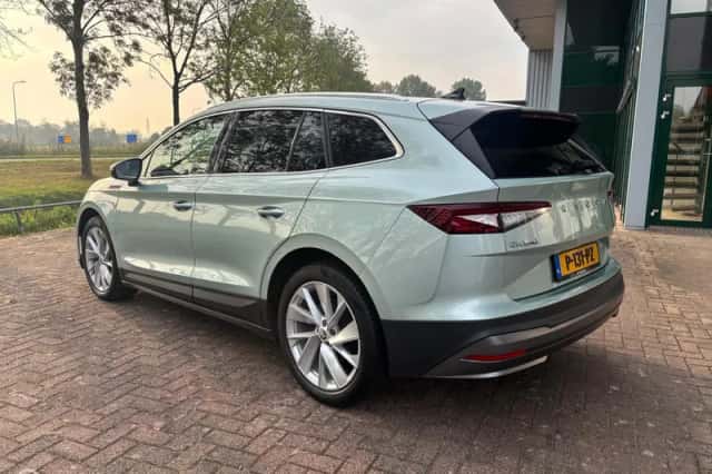 Škoda Enyaq (2021) thumbnail 3