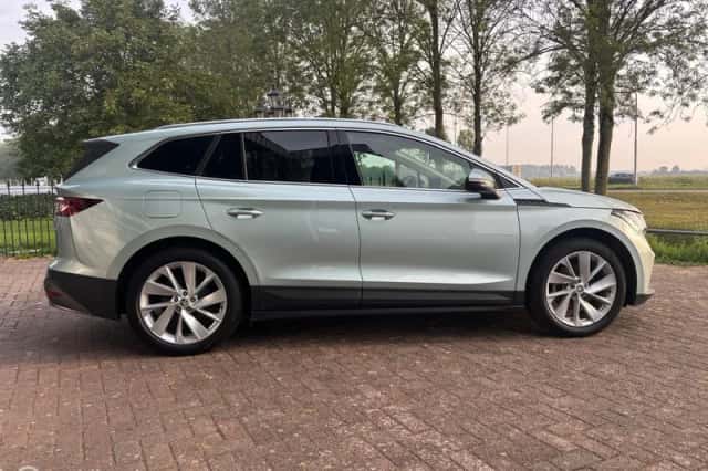 Škoda Enyaq (2021) thumbnail 6