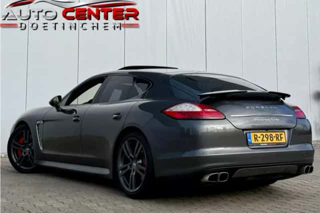 Porsche Panamera (2009) thumbnail 3