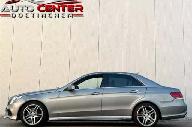 Mercedes-Benz E-Klasse (2015) thumbnail 2