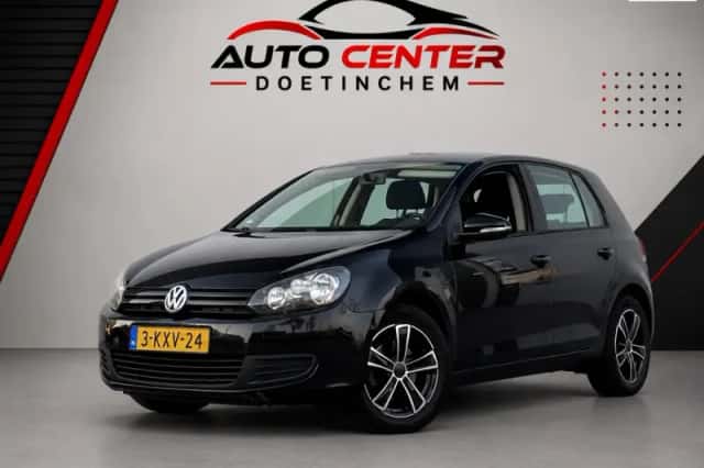 Volkswagen Golf (2009) thumbnail 1