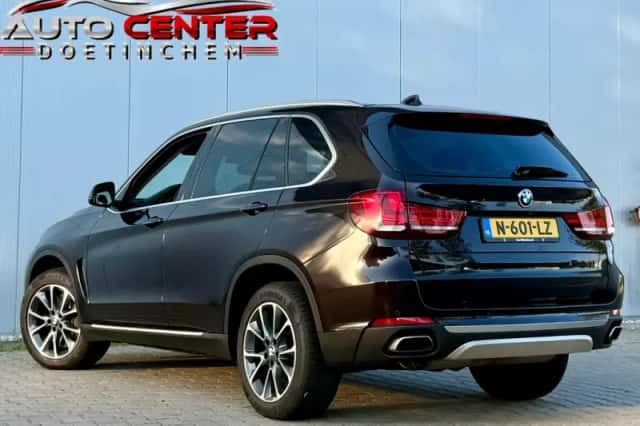 BMW X5 (2014) thumbnail 3