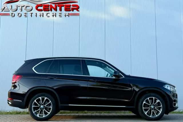 BMW X5 (2014) thumbnail 6